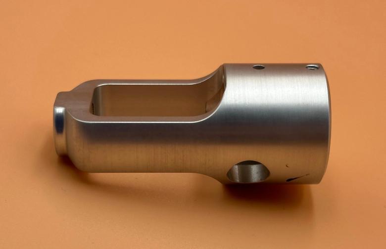 القضايا المفرطة للآلات CNC والتحسينات