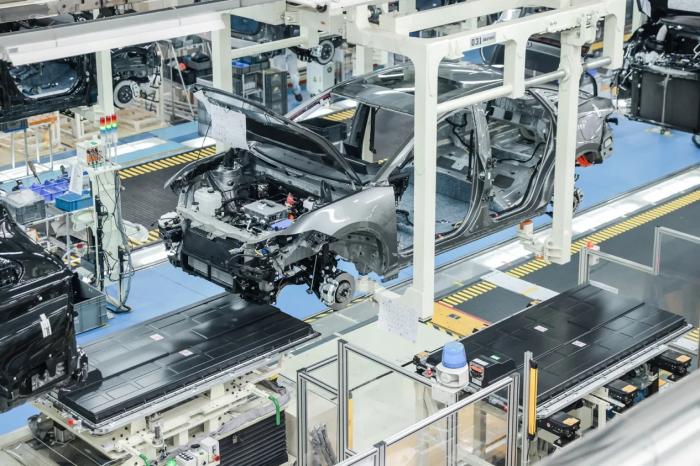 تحسين دقة الدقة CNC